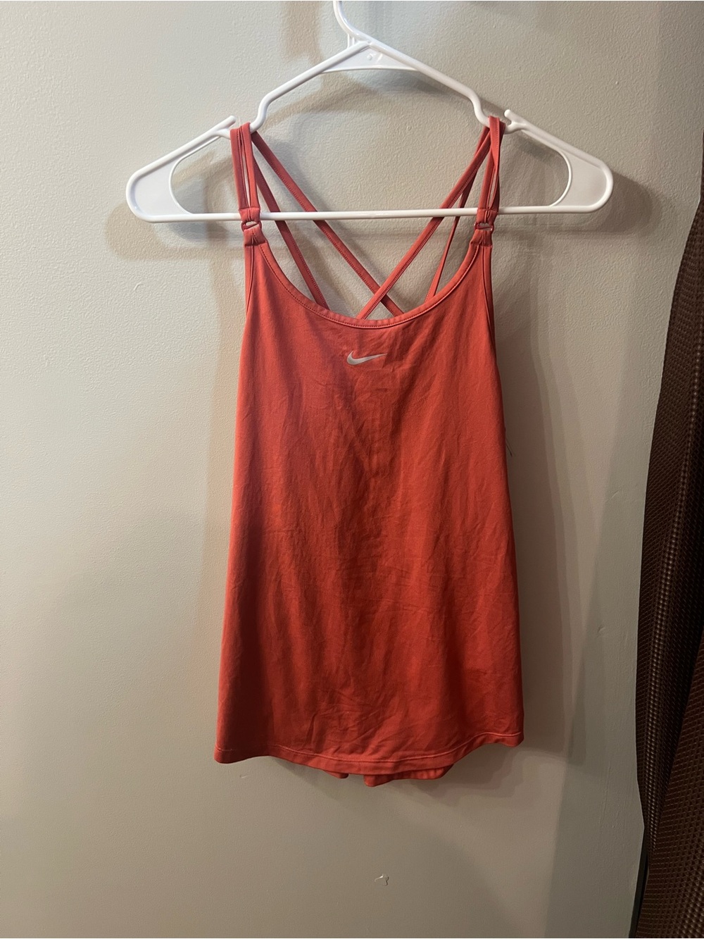 Nike Women’s Coral Red Cross-Back Athletic Tank
